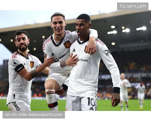 足总杯首轮分析：英甲球队轻松晋级，职业与业余差距显著